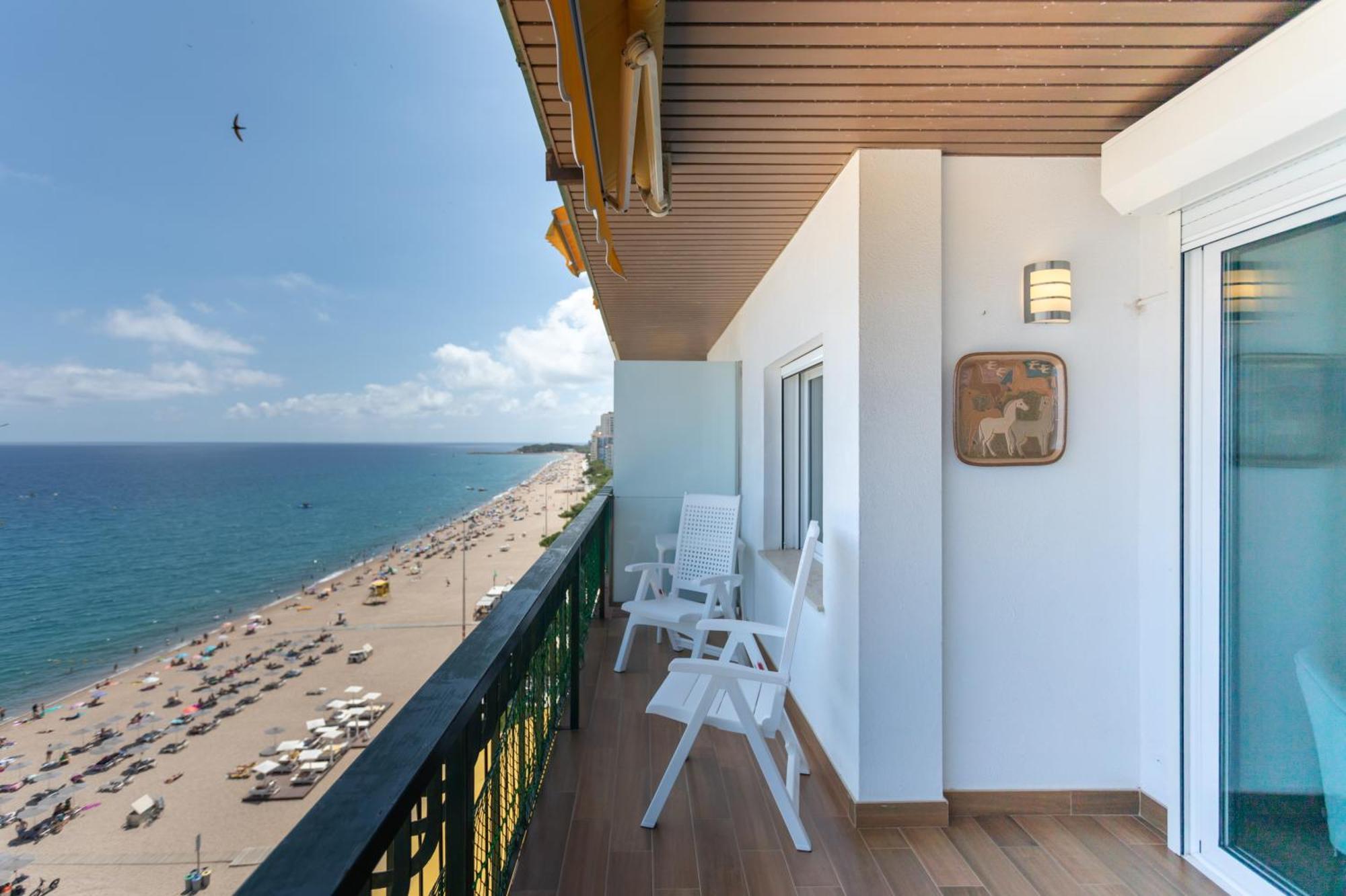 Pis Embaixador 1A Linea De Mar Apartment Platja d'Aro Exterior foto
